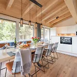 Vista Chalet
