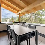 Chalet Vista *